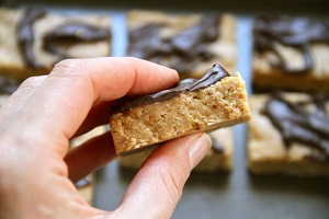 almond energy bar chiro